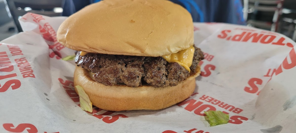 Stomp's Burger Joint Photos 2